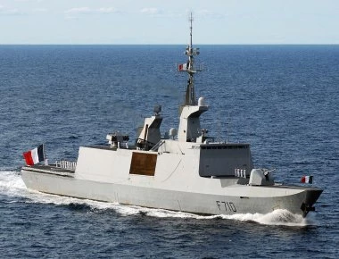 Έτοιμο να αναλάβει δράση το γαλλικό Ναυτικό στη Μάγχη στον «πόλεμο» των Γάλλων με τους Βρετανούς αλιείς